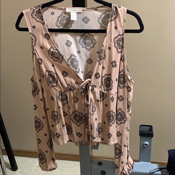 Forever 21 Pink Paisley Tie-Up Shirt - Picture 2 of 5